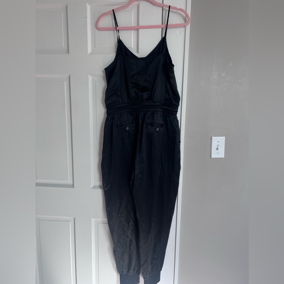 ATM ANTHONY THOMAS MELILLO
Women's Silk Charmeuse Sleeveless Jumpsuit in black - Picture 4 of 5